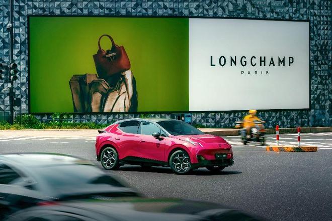 克Z20让日常通勤也充满格调尊龙凯时网轻奢座驾新选择！领(图3)