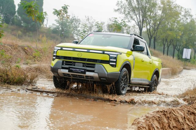 产锋坦Frontier Pro值得买吗?人生就是搏预算20万左右开启预售的郑州日(图4) 产锋坦Frontier Pro值得买吗?人生就是搏预算20万左右开启预售的郑州日(图4)